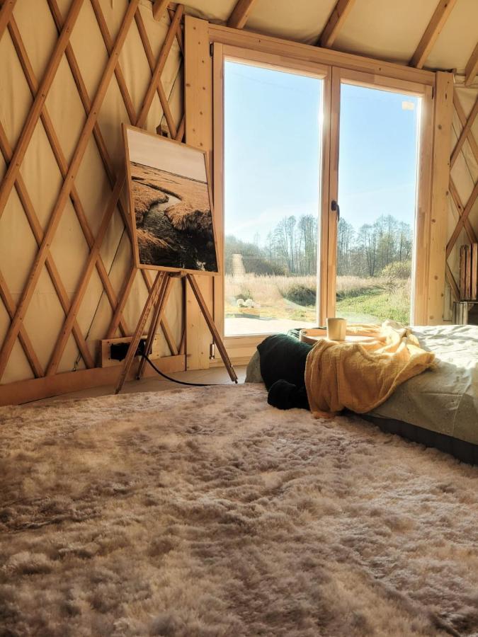 Отель Jurty Glamping Гостынин Экстерьер фото
