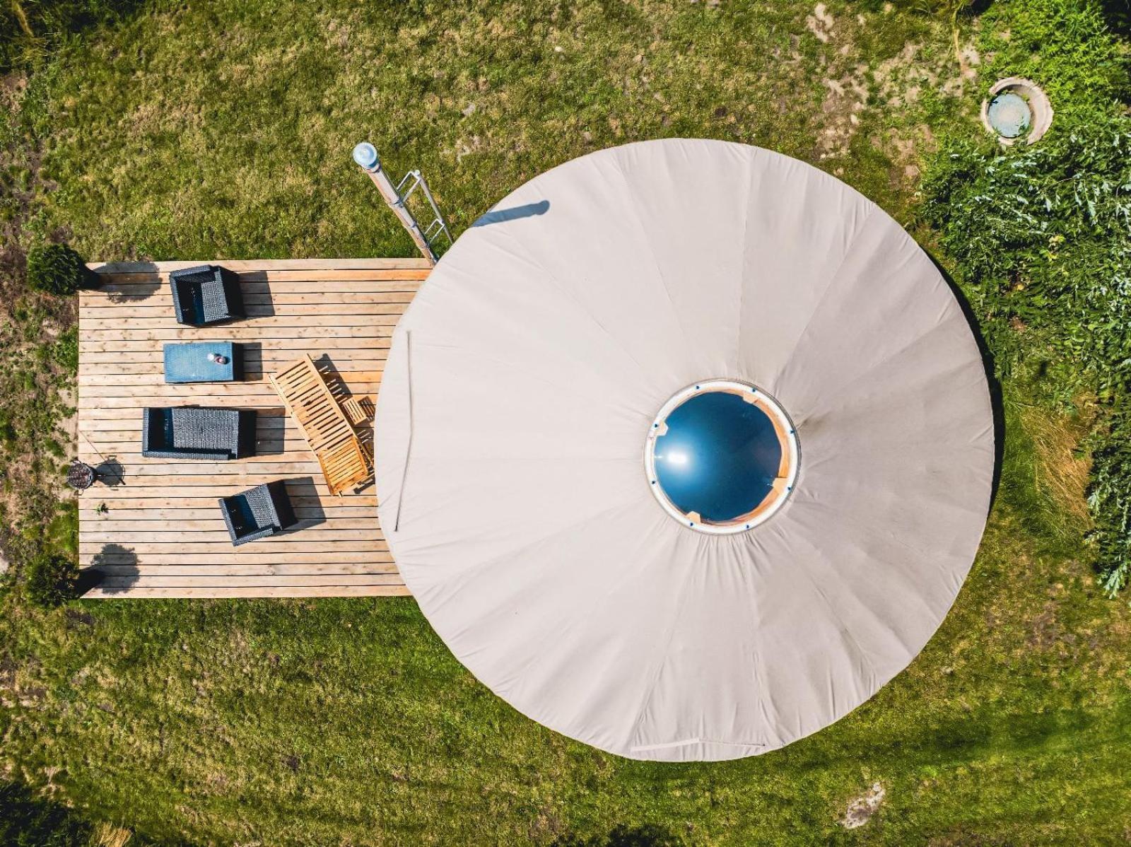 Отель Jurty Glamping Гостынин Экстерьер фото