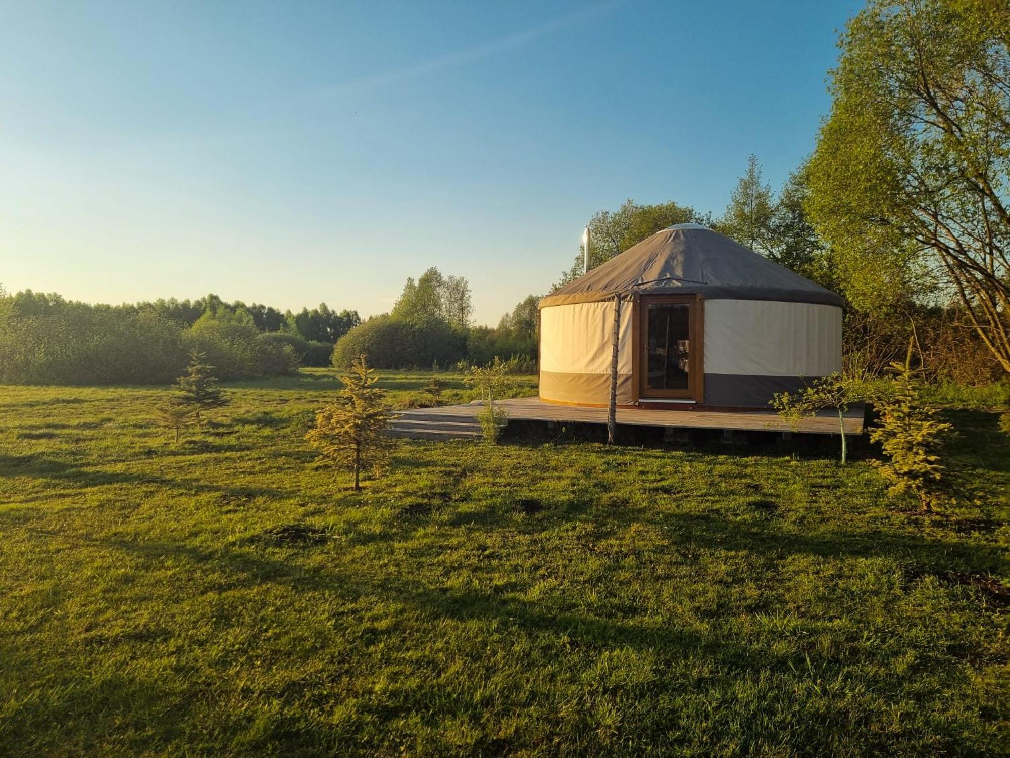 Отель Jurty Glamping Гостынин Экстерьер фото