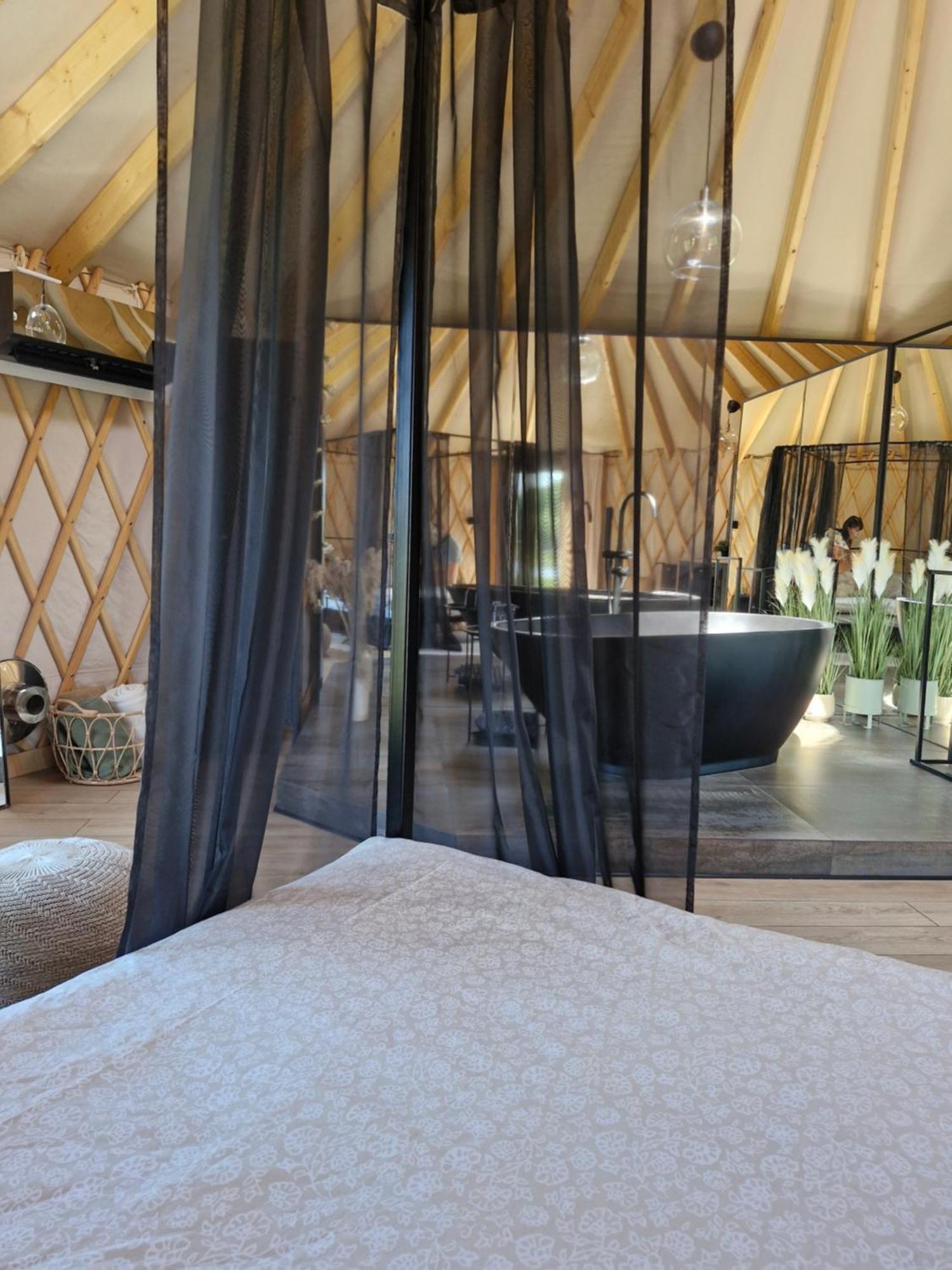 Отель Jurty Glamping Гостынин Номер фото